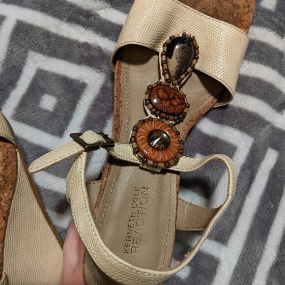 Kenneth Cole Embellished Decorative Wedge Sandals Size 8 - Picture 4 of 5
